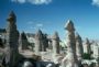 Im "Love Valley" bei G�reme stehen besonders bizarre Tufffelsen.